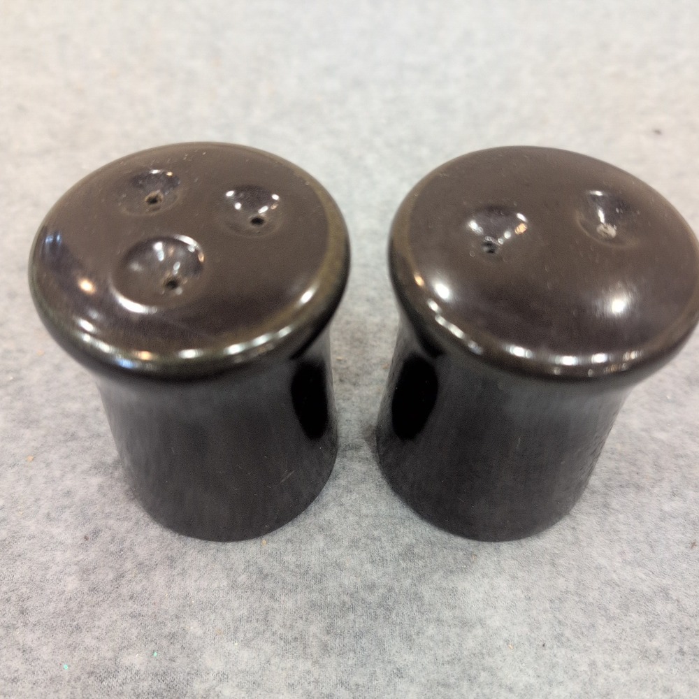 Franciscan Black Hourglass Ceramic Salt and Pepper Shakers Set MCM Vintage - Picture 2 of 4
